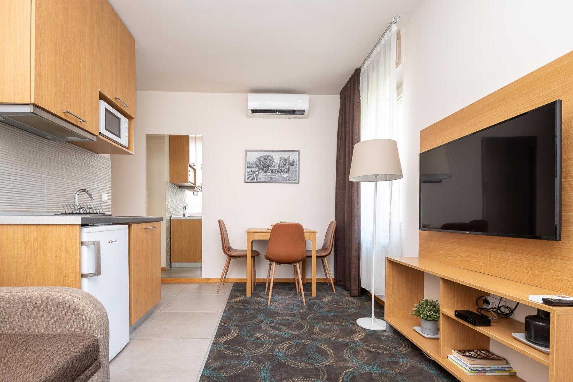 Top Central Apartments 贝尔格莱德 外观 照片